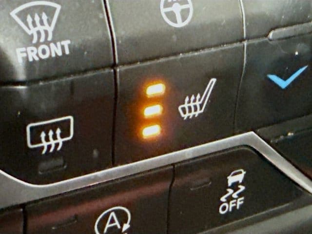 2021 Jeep Wrangler - Image 20