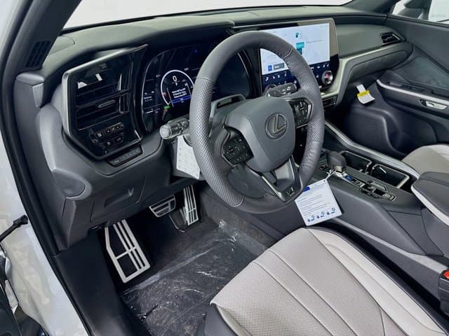 2026 LEXUS TX HYBRID - Image 9