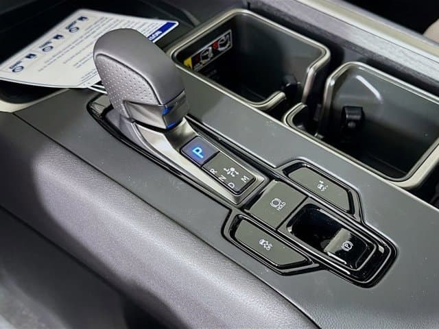2026 LEXUS TX HYBRID - Image 15
