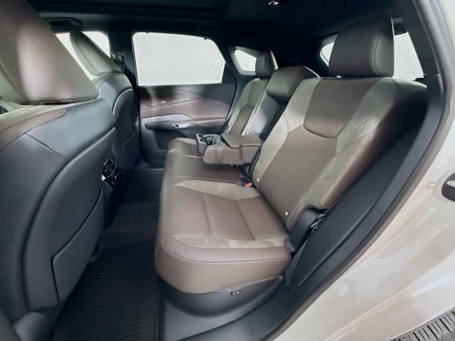 2023 LEXUS RX 350 - Image 26