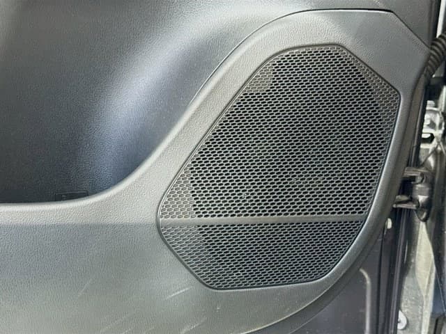 2025 LEXUS RX 350 - Image 18