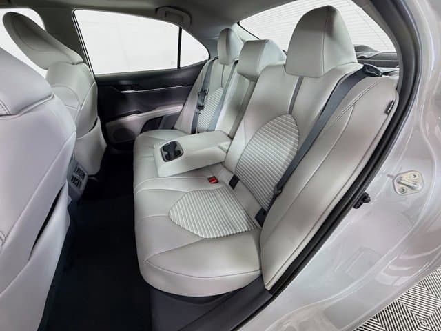 2024 Toyota Camry Hybrid - Image 25