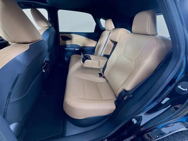 2025 LEXUS RX 350 - Image 26
