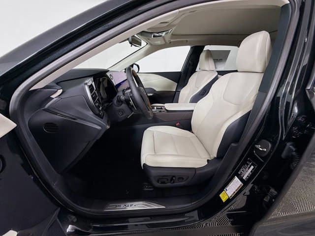 2026 LEXUS RX PLUG-IN HYBRID ELECTRIC VEHICLE - Image 16