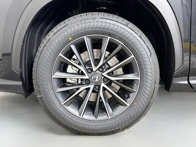 2026 LEXUS NX HYBRID - Image 23