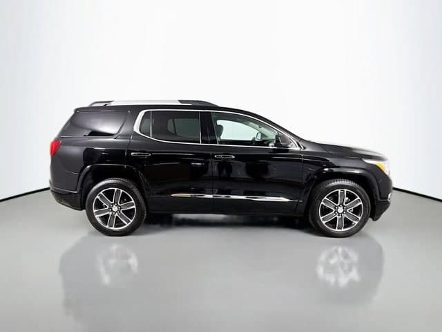 2018 GMC Acadia - Image 4