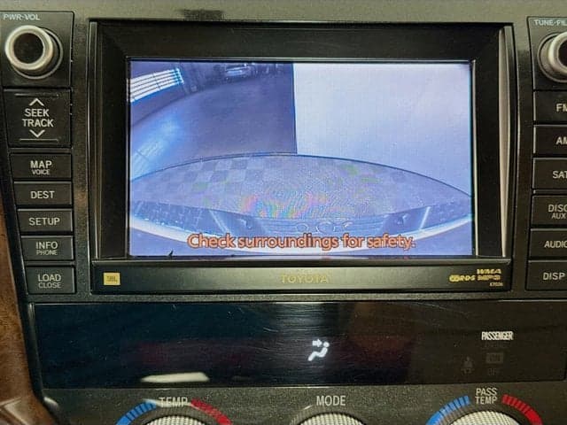 2010 Toyota Tundra - Image 14