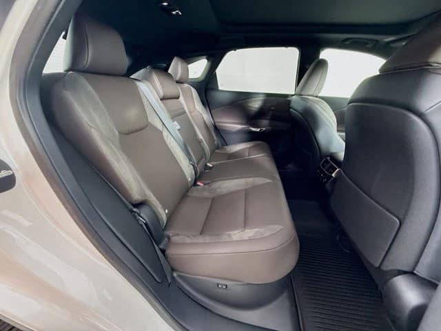 2023 LEXUS RX 350 - Image 29