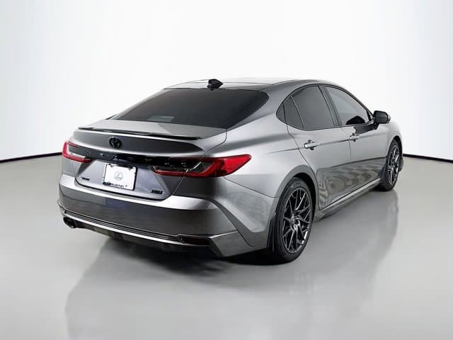 2025 Toyota Camry - Image 5
