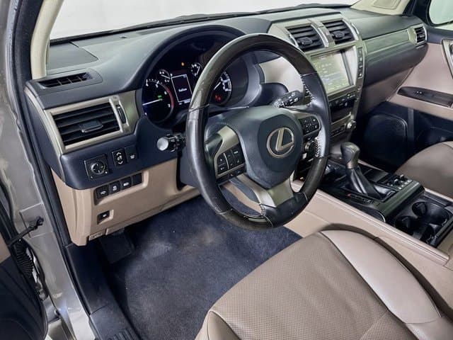 2020 LEXUS GX 460 - Image 9
