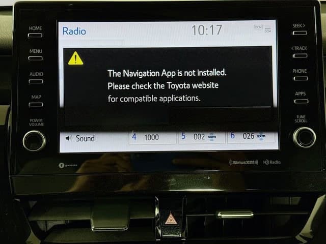 2024 Toyota Camry Hybrid - Image 13