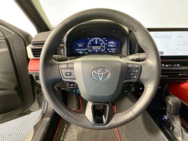 2025 Toyota Camry - Image 11