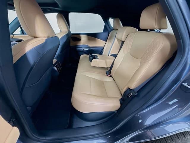 2025 LEXUS RX 350 - Image 25