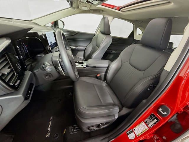 2025 LEXUS NX 250 - Image 21