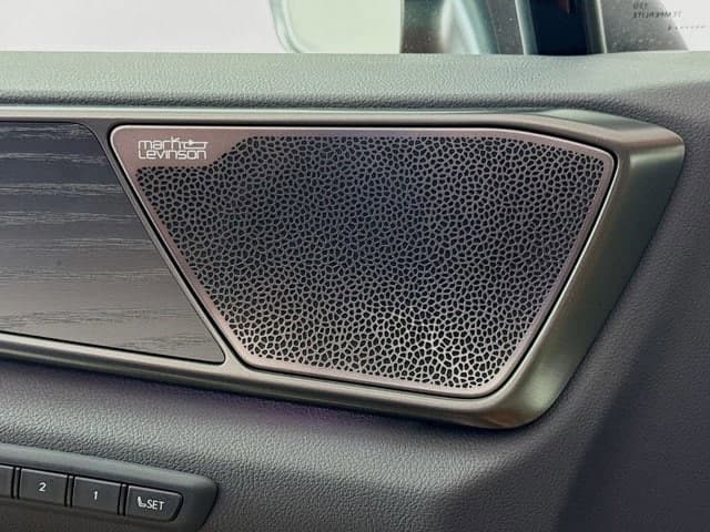 2025 LEXUS NX 350 - Image 19