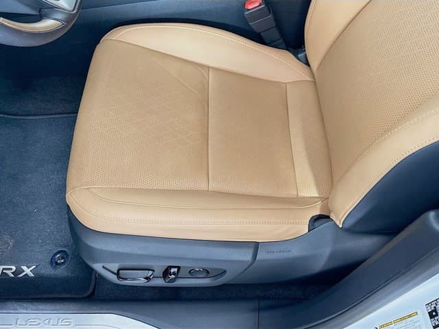 2025 LEXUS RX 350 - Image 19