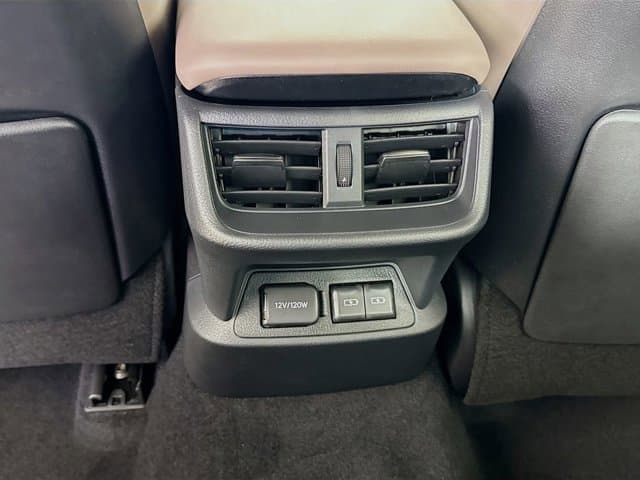 2025 LEXUS ES 350 - Image 17