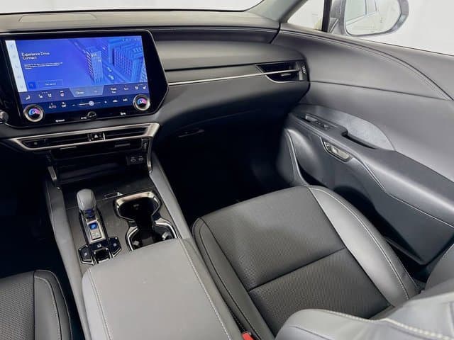 2025 LEXUS RX 350 - Image 24