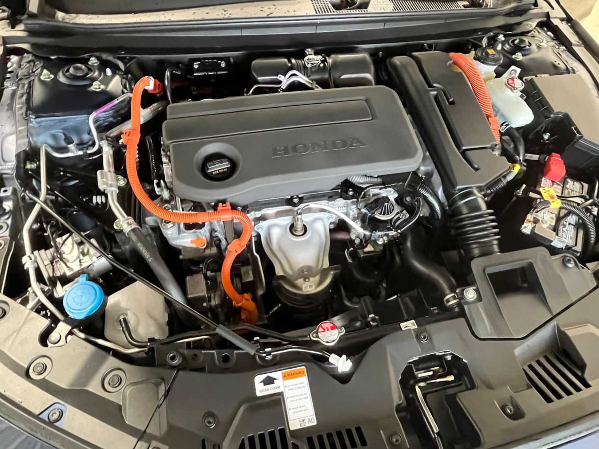 2026 Honda Accord Hybrid - Image 12