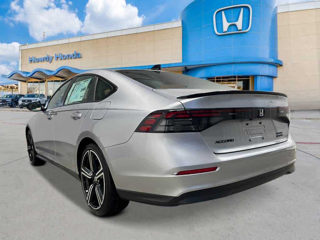 2026 Honda Accord Hybrid - Image 3