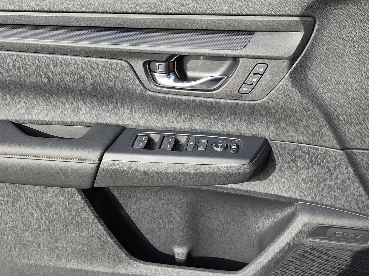 2026 Honda CR-V Hybrid - Image 18