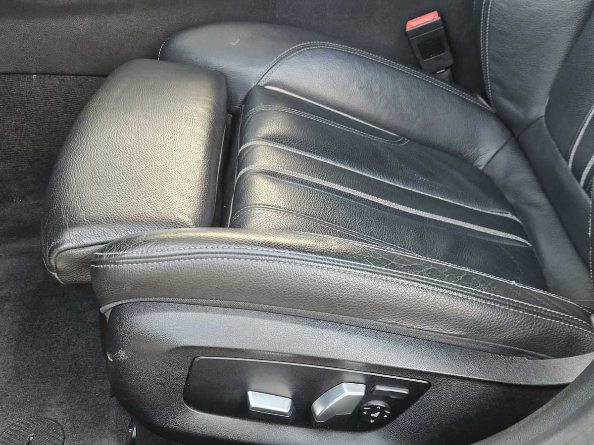 2018 BMW 530e iPerformance - Image 22