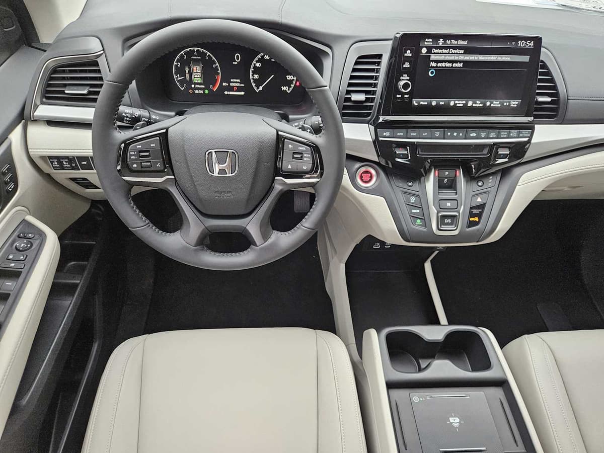 2026 Honda Odyssey - Image 20