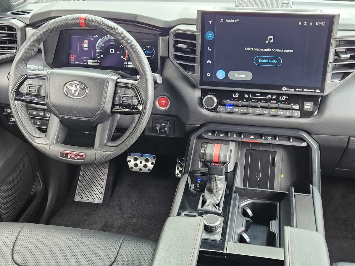 2024 Toyota Sequoia - Image 25