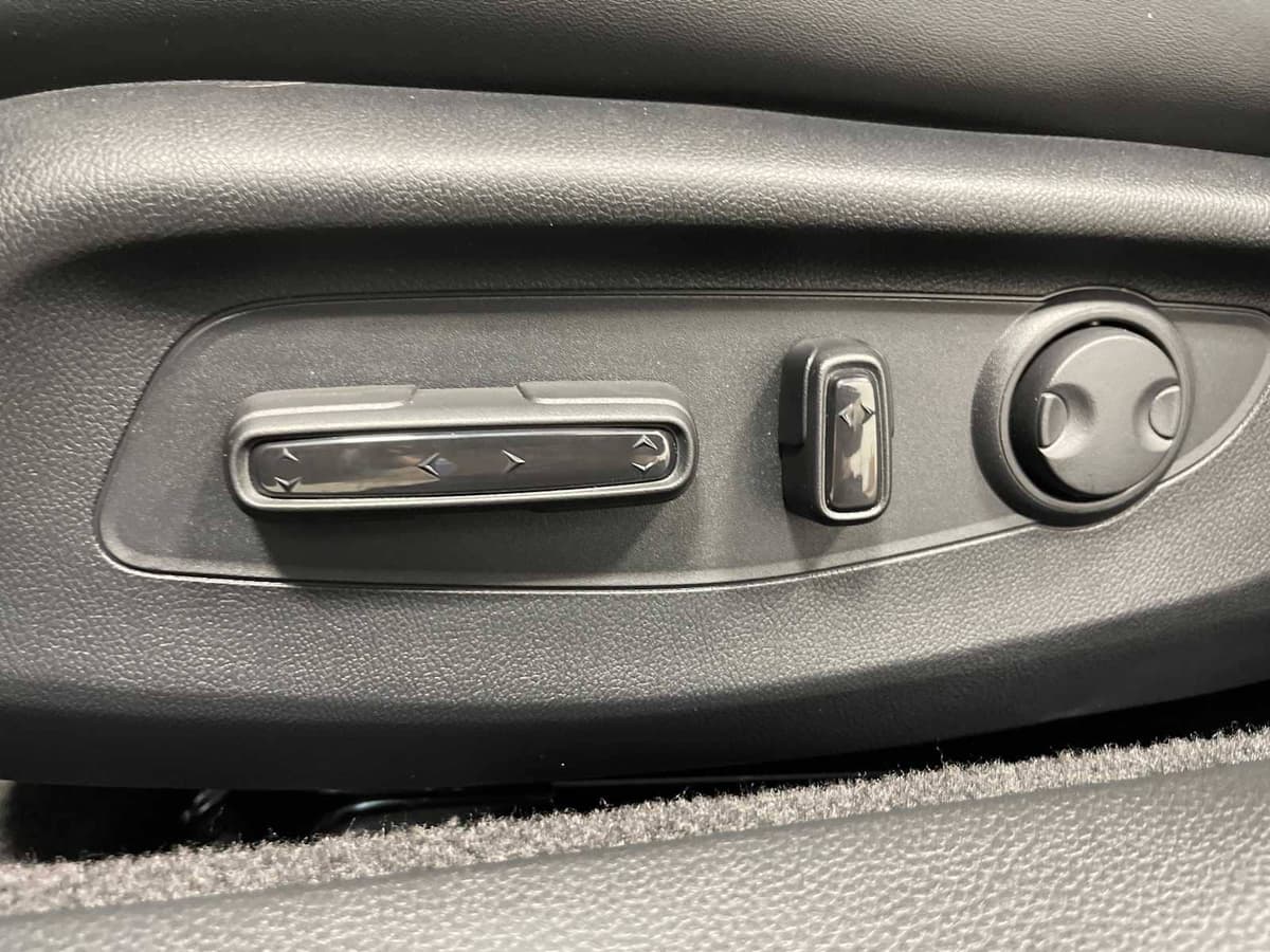 2026 Honda Accord Hybrid - Image 14