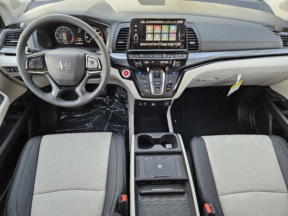 2026 Honda Odyssey - Image 20