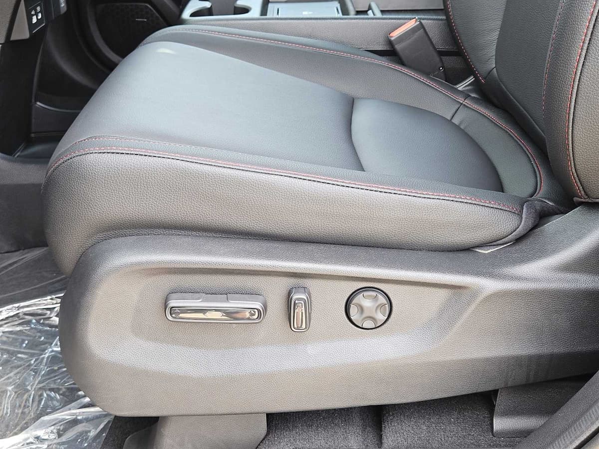 2026 Honda Odyssey - Image 19