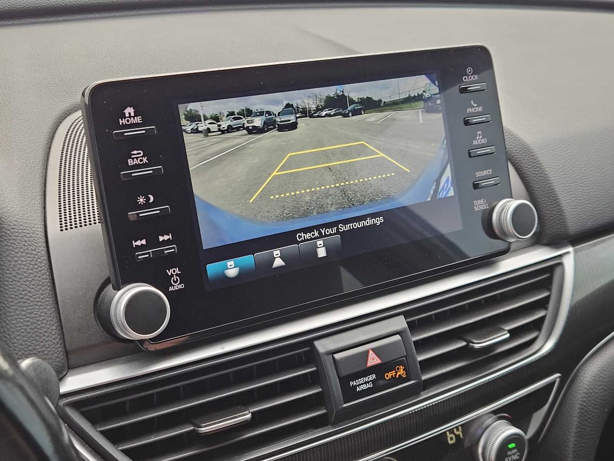 2021 Honda Accord Sedan - Image 18