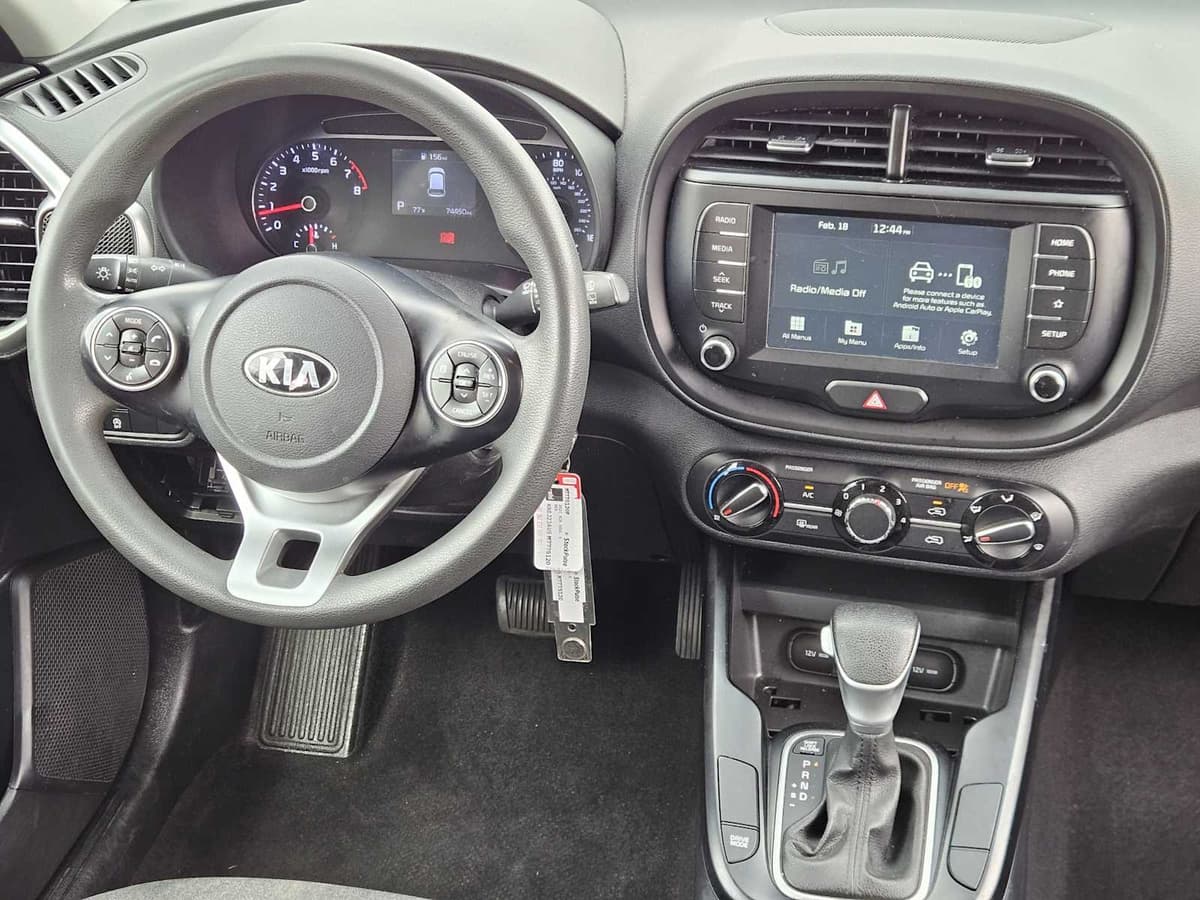 2021 Kia Soul - Image 24