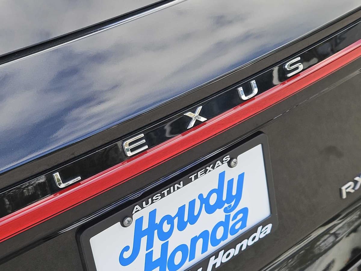 2023 LEXUS RX - Image 12