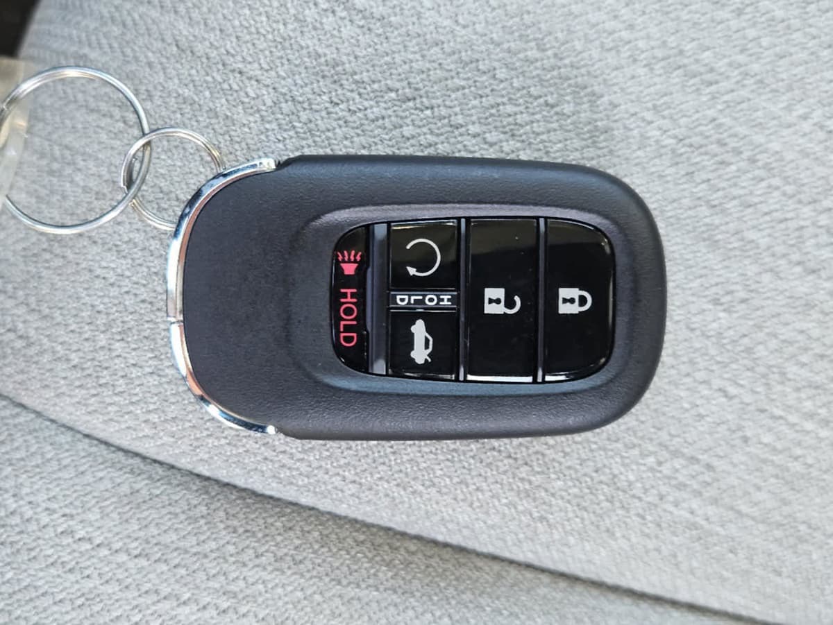 2025 Honda Accord - Image 25