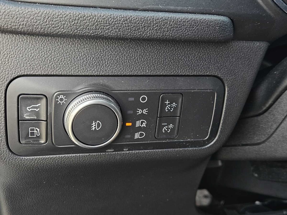 2021 Ford Escape - Image 22