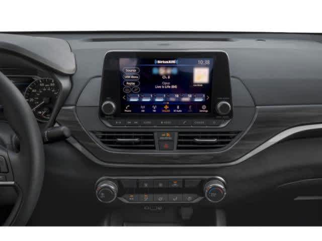 2025 Nissan Altima - Image 9