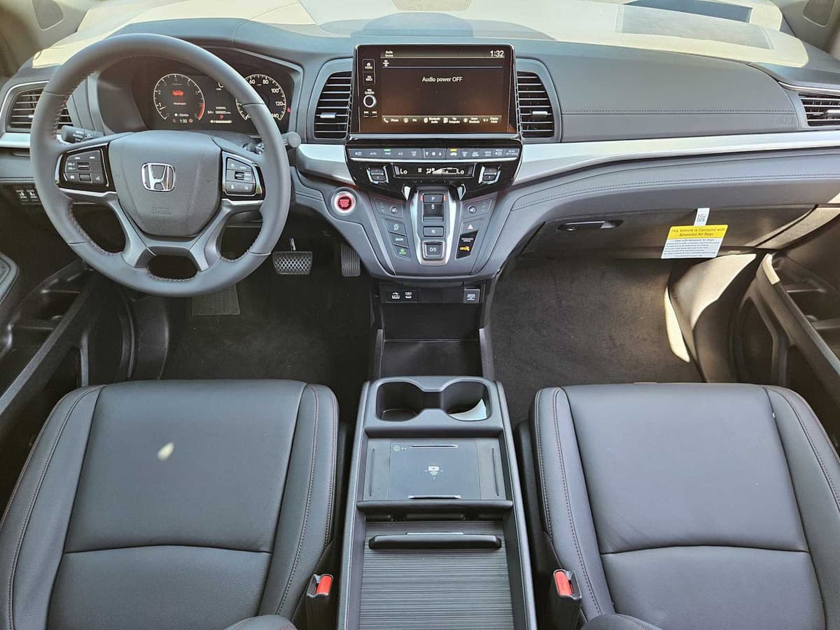 2026 Honda Odyssey - Image 22