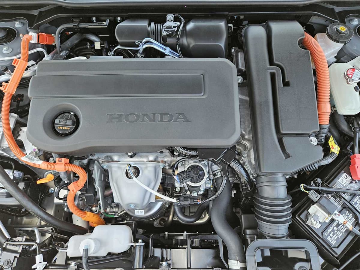 2026 Honda Civic Hybrid - Image 10