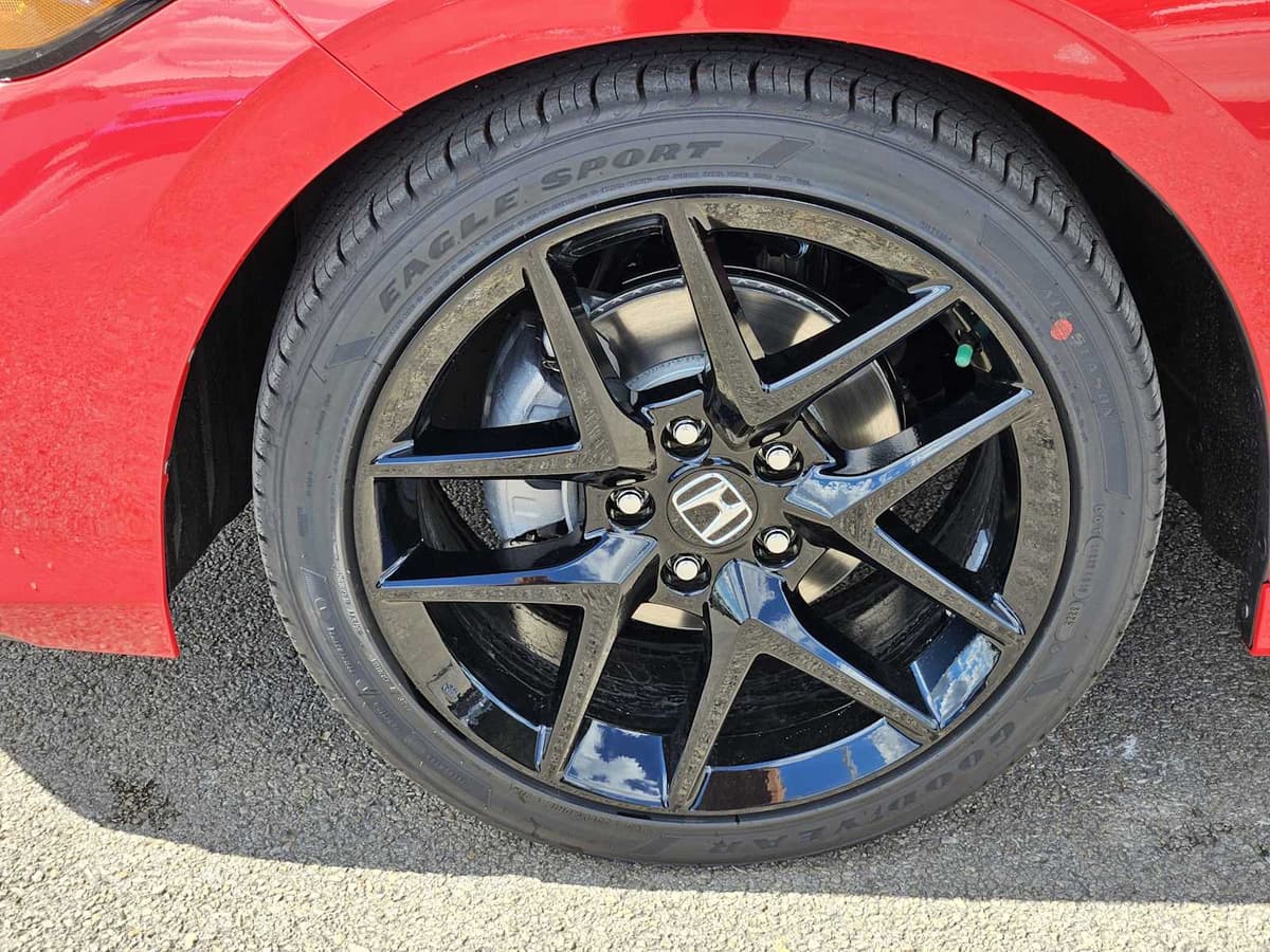 2026 Honda Civic - Image 8