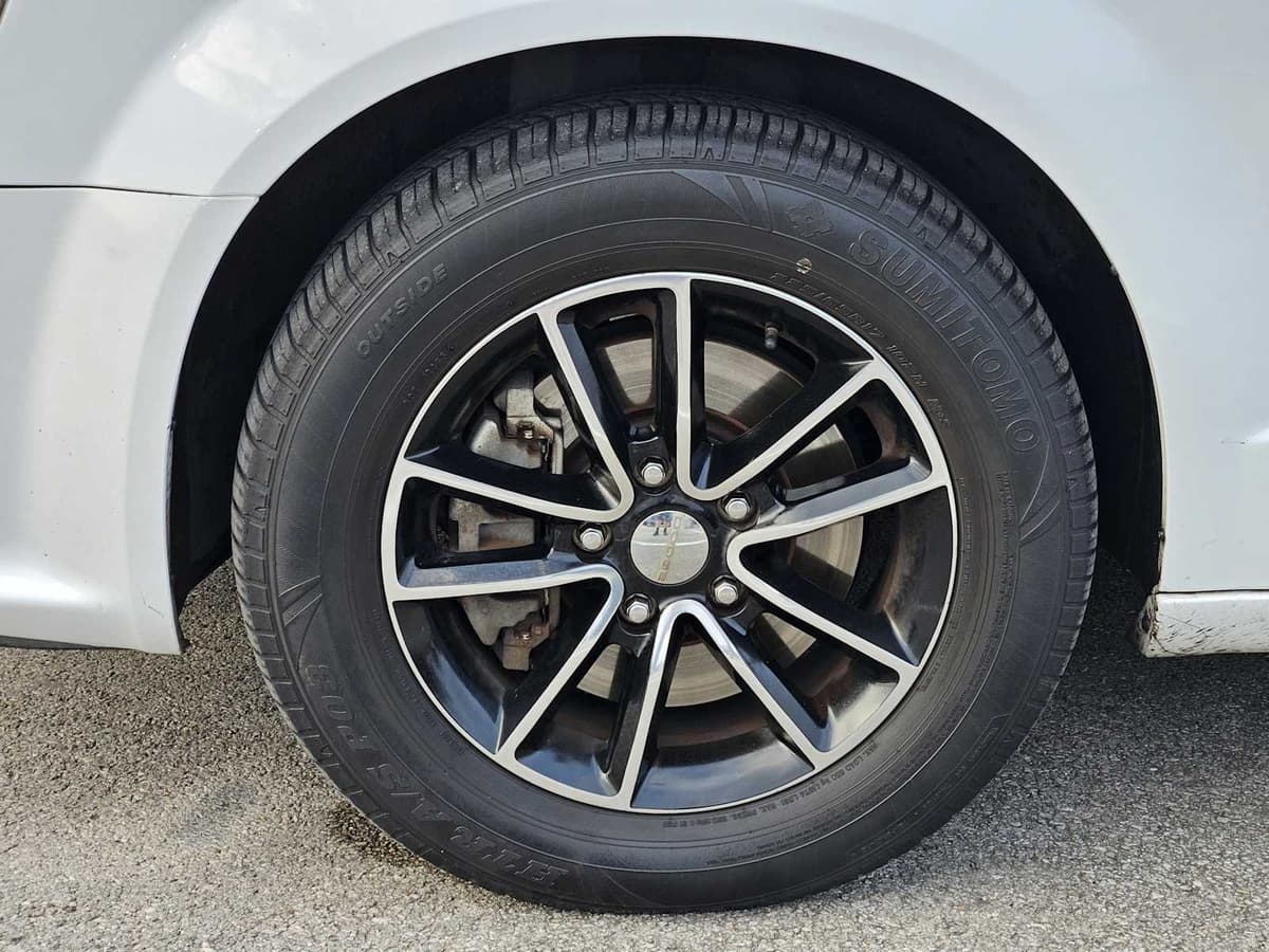 2018 Dodge Grand Caravan - Image 9