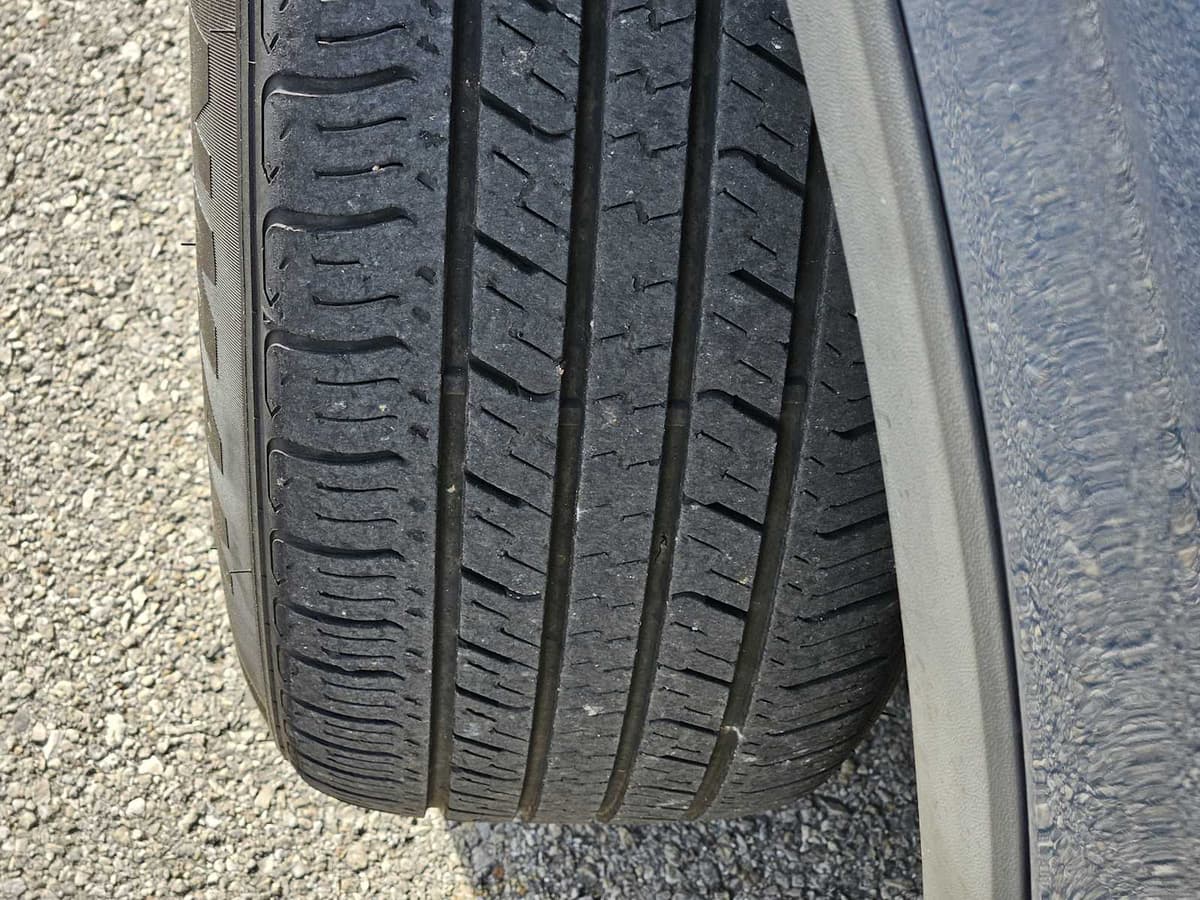 2018 Volkswagen Tiguan - Image 10