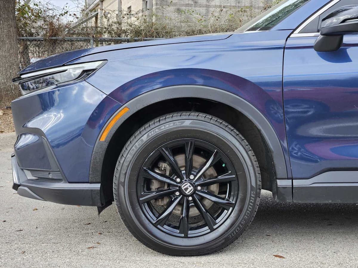 2024 Honda CR-V Hybrid - Image 8