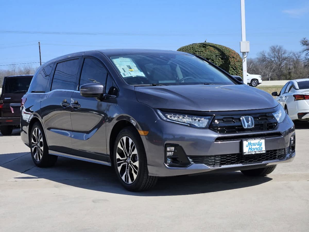 2026 Honda Odyssey - Image 3