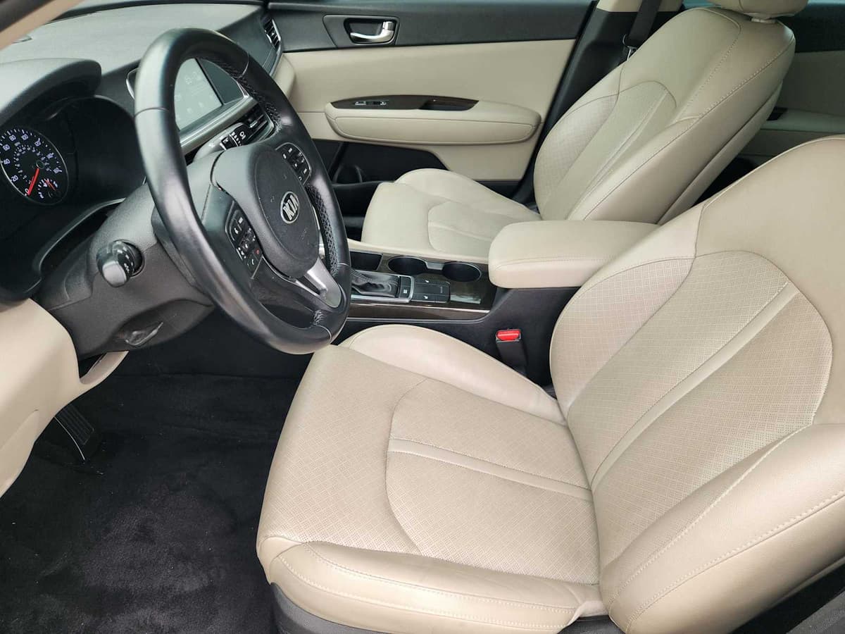 2018 Kia Optima - Image 13