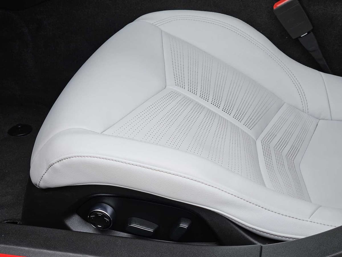 2022 Chevrolet Corvette - Image 23