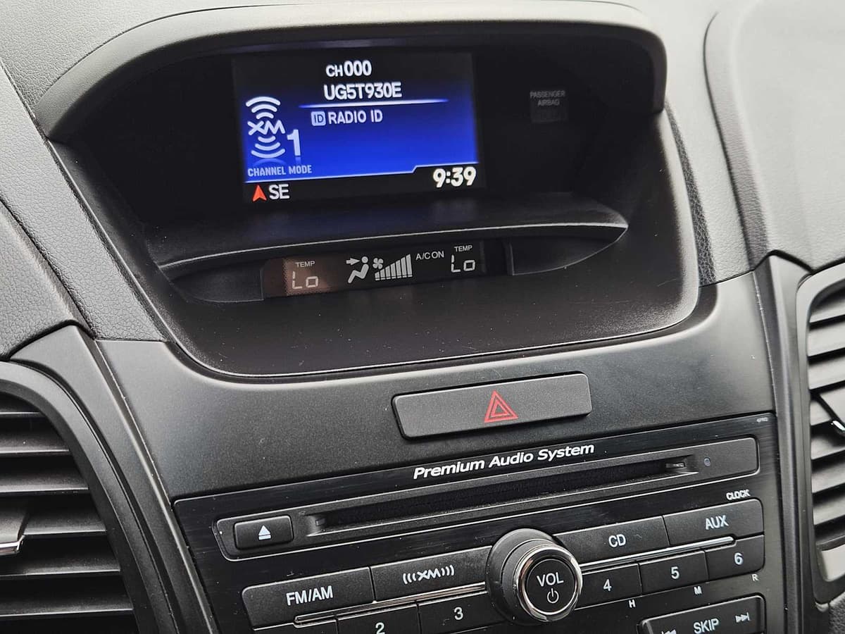 2015 Acura RDX - Image 16