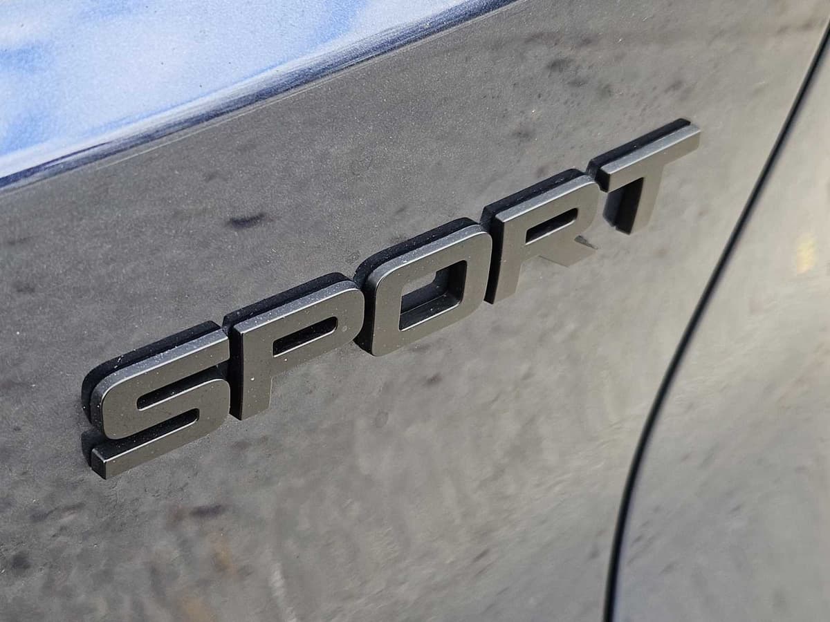 2024 Honda CR-V Hybrid - Image 12