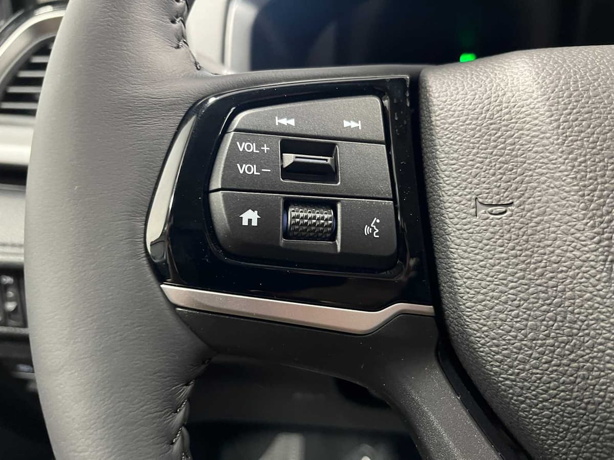 2026 Honda Odyssey - Image 16