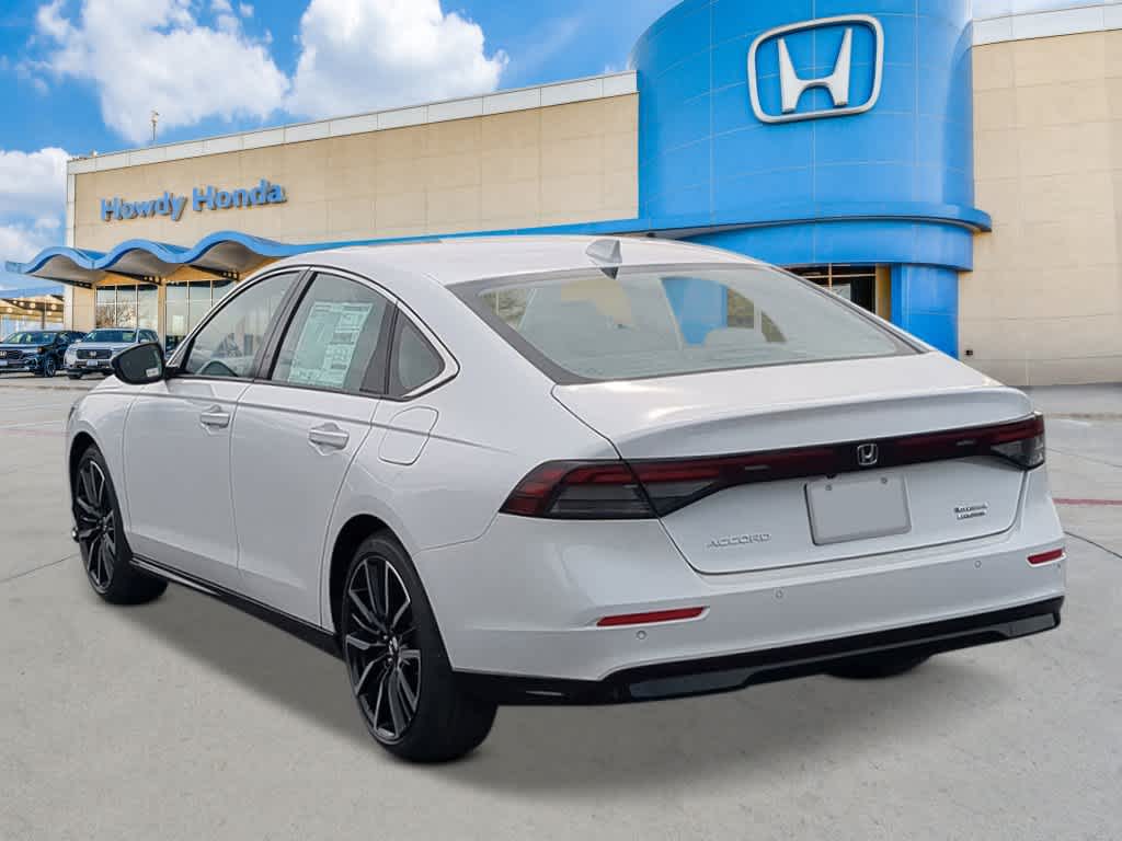 2026 Honda Accord Hybrid - Image 3